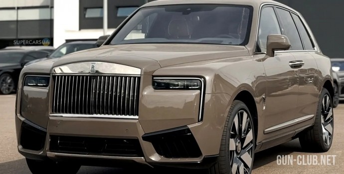 В Украине появился один из первых в мире Rolls-Royce Cullinan 2024