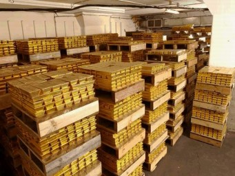 НБУ повысил курс золота до 346,63 тыс. гривен за 10 унций