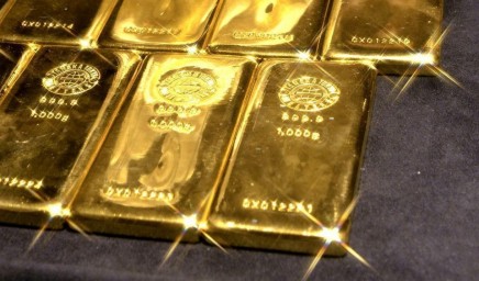 НБУ повысил курс золота до 347,46 тыс. гривен за 10 унций