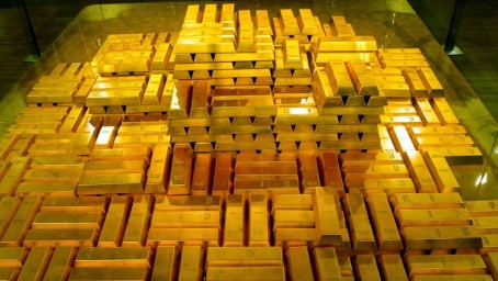 НБУ повысил курс золота до 340,21 гривен за 10 унций