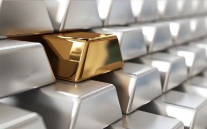НБУ понизил курс золота до 350,93 тыс. гривен за 10 унций