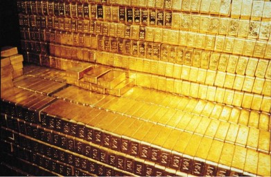 НБУ понизил курс золота до 341,22 гривен за 10 унций
