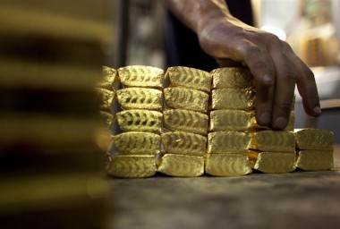 НБУ понизил курс золота до 351,84 тыс. гривен за 10 унций