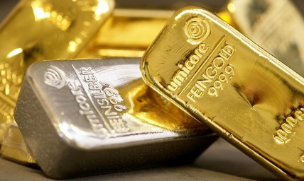 НБУ повысил курс золота до 348,95 тыс. гривен за 10 унций